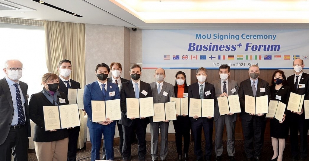 [MoU Signing Ceremony] Business+ Forum